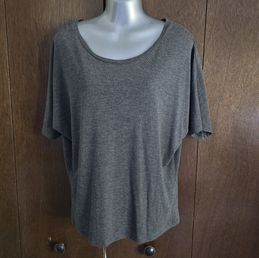 Old Navy Charcoal/Sparkle Short Sleeve Tee